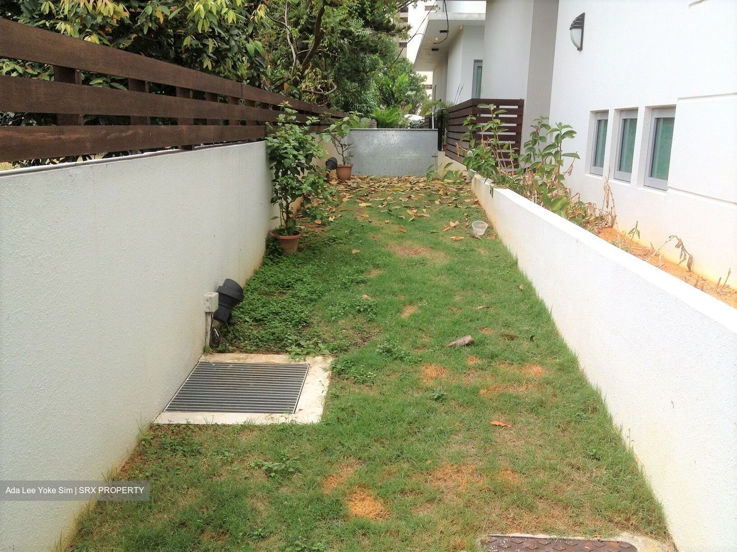 Meyer Road (D15), Detached #430804281